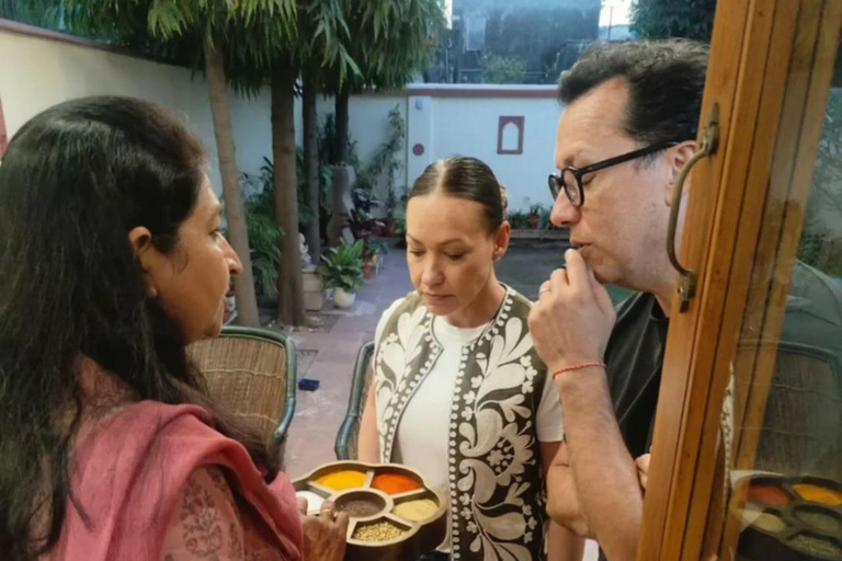 Jaipur Heritage Walking Tour & Cooking Class with a Local Jaipur Heritage Walking Tour & Cooking Class with a Local