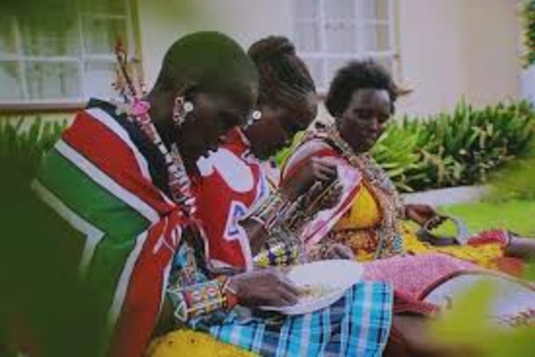 Kajiado: Maasai Beading Class with Artisans