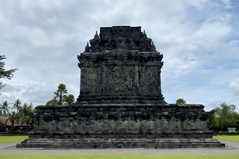 Yogyakarta: Hiking Nature Waterfall & Temples Tour Yogyakarta: Siluwok Waterfall & Temples Tour