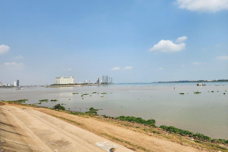 Phnom Penh : Visite privée en tuk-tuk avec un guide anglophone