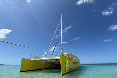 牙买加：骑马探秘与日落双体船巡游牙买加：骑马体验与日落双体船巡游