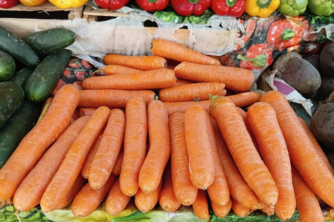 Rio de Janeiro: Copacabana Market Tour with Tastings