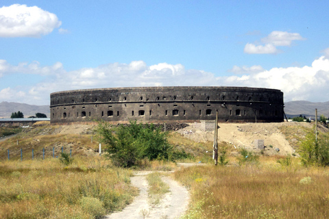 From Yerevan: Gyumri, City tour, Harichavank, Black Fortress
