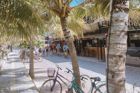Gili Trawangan : Biking, Horse Riding, Paddle Boat & Sunset