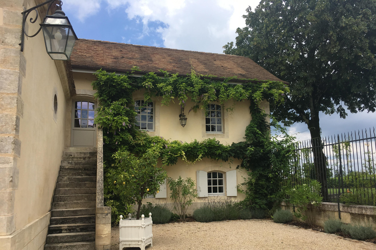 Visite exclusive des châteaux de Saint-Émilion avec dégustationsGroupe privé de 2 à 6 personnes.