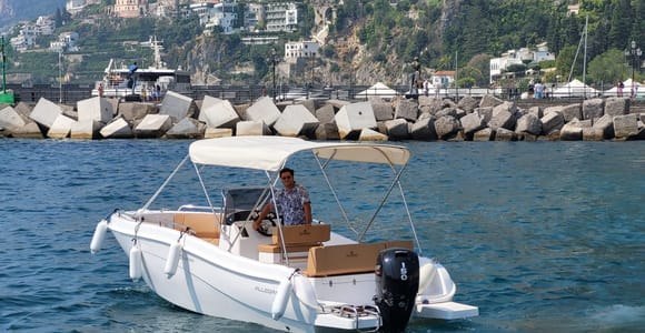 Sorrento: Private Sonnenuntergangs-Cuise mit Prosecco und Limoncello