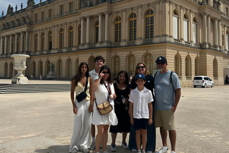 Versailles: Palace & Gardens Private Tour by Golf Cart