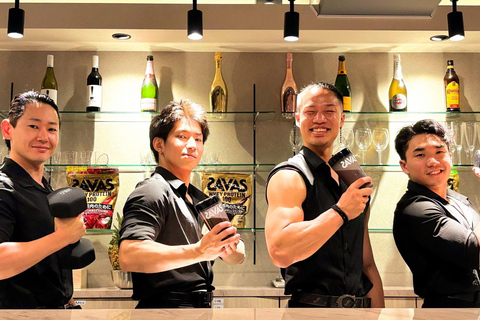 Kyoto: Muscle Bar Entry Ticket Night Show with Macho in Gion Kyoto: Muscle Bar Entry Ticket with Show with Macho Men