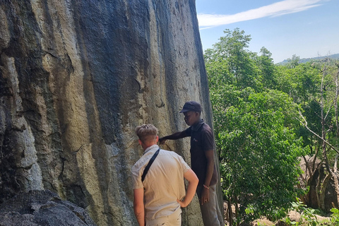 Kit-Mikayi Historical Stone Hiking Tour
