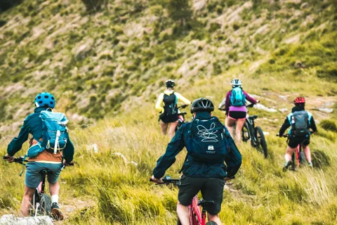 Descubra Brunate: Passeio de E-Bike e experiência local