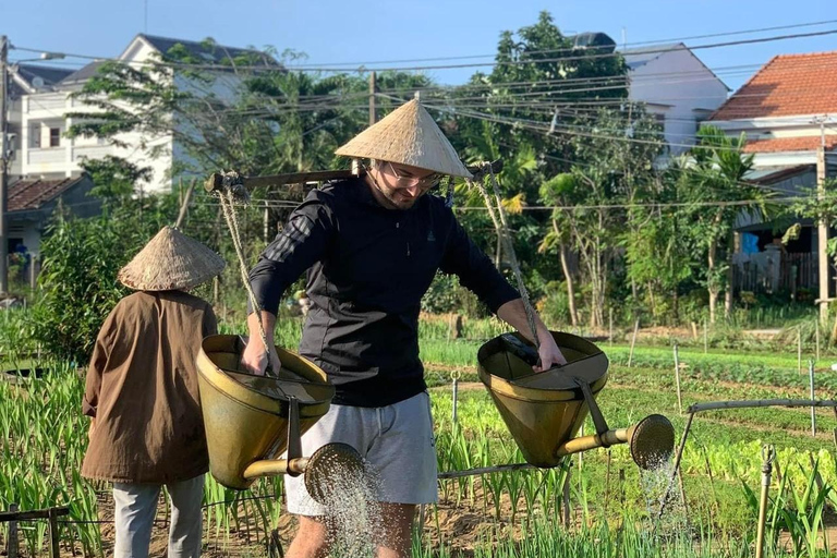 Passeio turístico de bicicleta pela zona rural de Hoi An em particular ou em grupoPasseio de bicicleta em grupo com saída de Hoi An