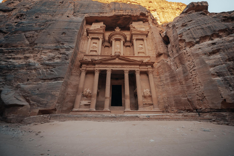 Sharm El-Sheij Excursión de un día al Templo de Petra con almuerzo