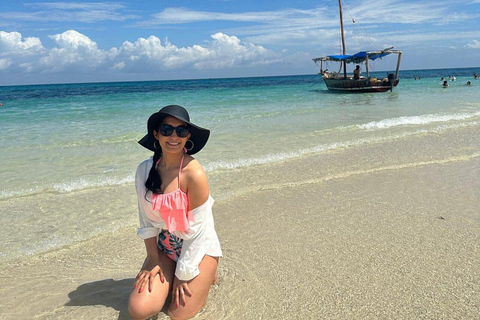 Gita di un giorno alla Laguna Blu e al banco di sabbia da Zanzibar (Safari blu)Non c'è il servizio di prelievo e rientro in hotel