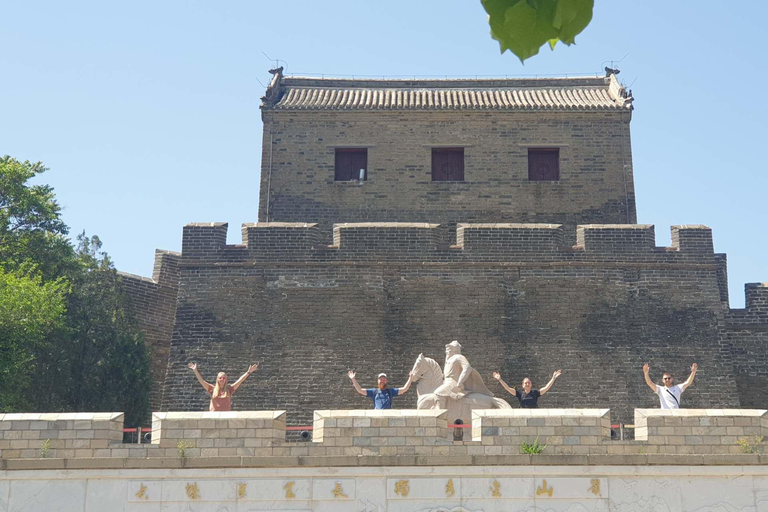 Beijing: Jinshanling Great Wall sunrise Tour with Pickup