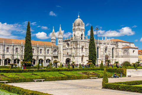 Lisbona: tour storico della città vecchia in Tuk Tuk.Giro guidato in tuk tuk di un'ora