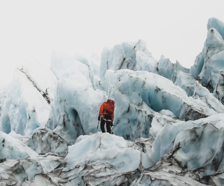 Private Glacier Hike on Falljökull with Local Guide