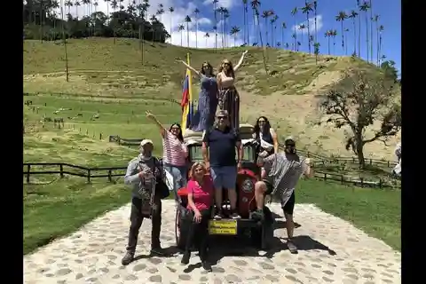 Excursión a Filandia, Salento y Valle del Cocora