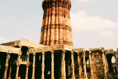 Delhi: Qutub Minar Skip-the-Line Private Tour with Transfers Delhi: Qutub Minar Tour with Car, Driver, Guide & Entry Fees