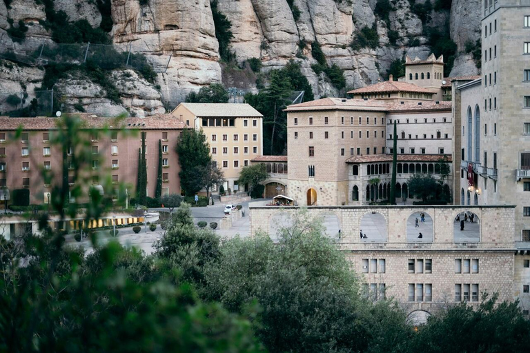 Barcelona: Montserrat en Poblet Kloosters Privé Tour