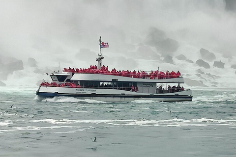 Niagarafälle: Bootsfahrt & Reise hinter die Fälle TourReise hinter die Wasserfälle & Bootsfahrt mit Tour