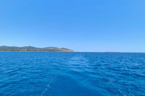 Villasimius: Small-Group Eco Sailing with Local Food Tasting Villasimius: Eco Sailing in a Small Group with Tasting of Typical Products