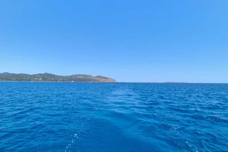 Villasimius: Small-Group Eco Sailing with Local Food Tasting Villasimius: Eco Sailing in a Small Group with Tasting of Typical Products