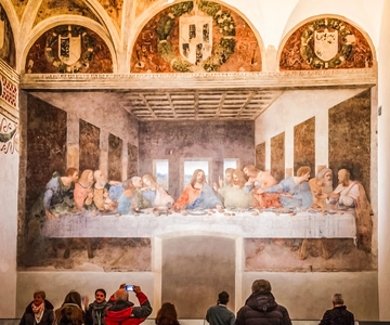 Guided Walking Tour & Last Supper Visit with Ticket