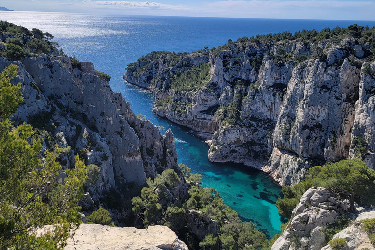 Cassis: Day of Sea Kayaking in the Calanques National Park Cassis: Sea kayaking day in the Calanques National Park