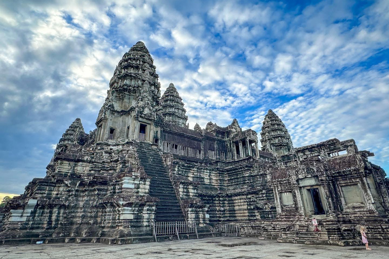 Siem Reap: Personalized Angkor Wat Private Guided Tour 3 Hours–Angkor Wat Focus with Sunrise