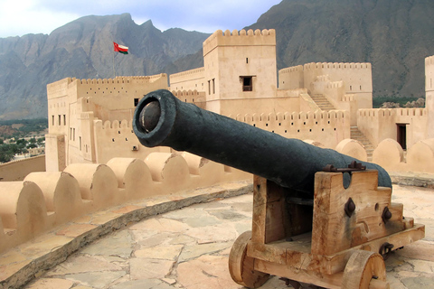 Visite privée d&#039;une jounée à Nakhal, Rustaq et aux sources d&#039;eau chaude