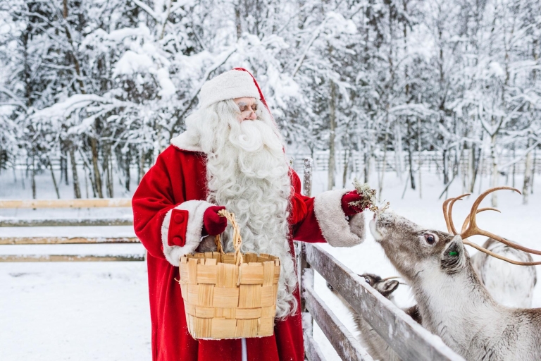 Depuis Rovaniemi : Visite guidée du village du Père Noël avec transfertRovaniemi : Visite guidée du village du Père Noël avec transfert