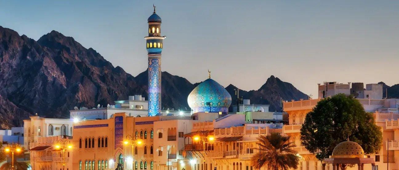Privater Roadtrip von Dubai nach Maskat mit Panorama-Stopps