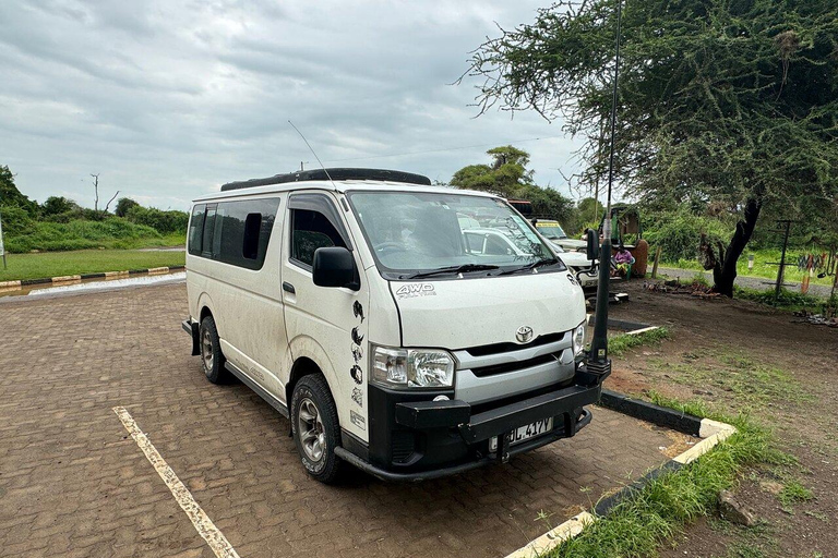 Tour di un giorno del Parco Nazionale di Amboseli e visita al villaggio Maasai