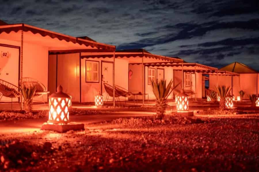 Marrakesch: Übernachtung in der Agafay-Wüste, Abendessen & Aktivitäten. Foto: GetYourGuide