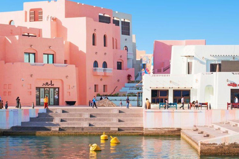 Doha: Private City Tour with professional Guide