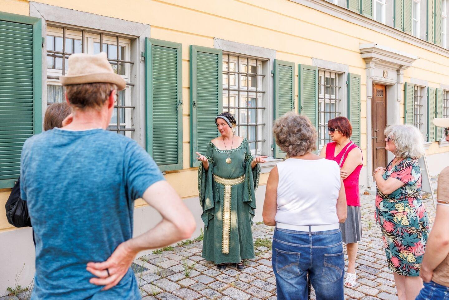 Singen: Historische Stadtführung mit Herzogin Hadwig von Schwaben