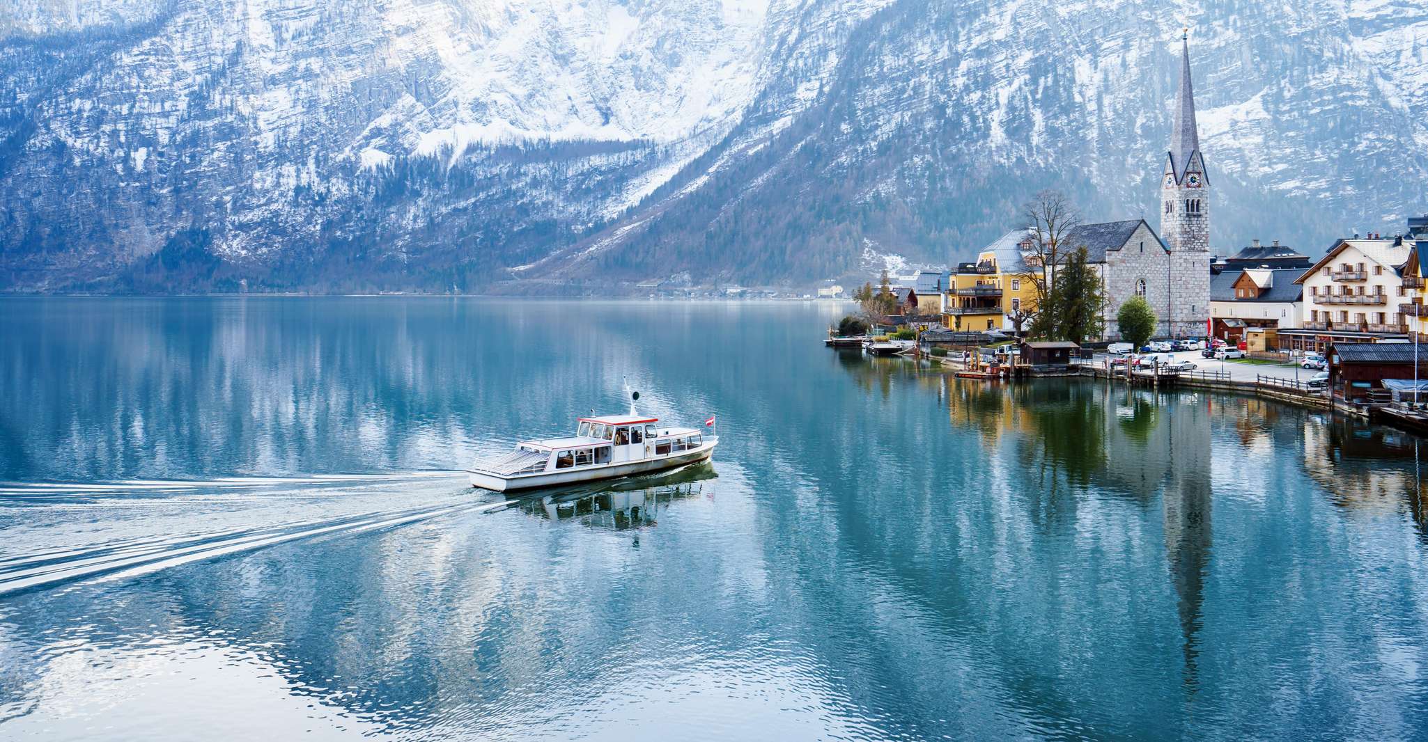 From Vienna: Hallstatt Mountains and Lakes Tour photo 6