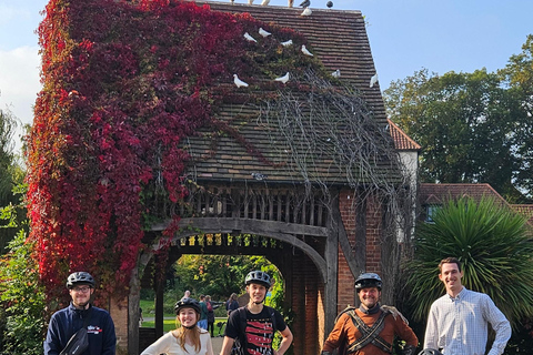 Visita York: Tour guiado na cidade em eBike com factos históricos divertidos