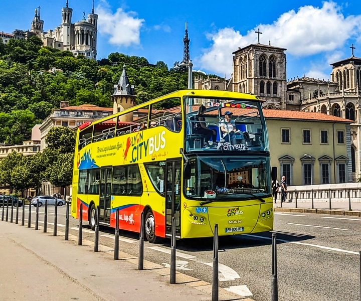 Lyon: Hop-on-hop-off bussrundtur med sightseeing
