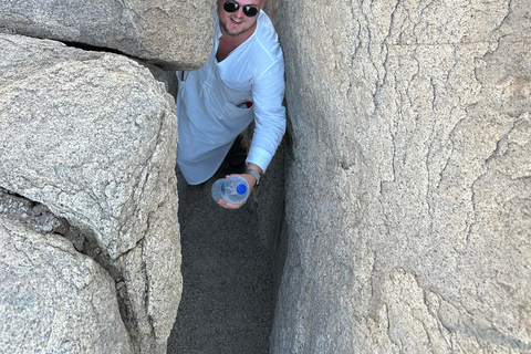 Jeddah: Caminhada na Montanha da Lua e Yoga ao Pôr do Sol