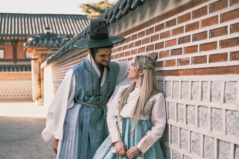 Seoul: Cinematic Hanbok Experience with Photos Cinematic Hanbok Experience - 30mins