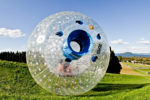 Rotorua: juegos inflables de pelota ZORBCombo de 2 viajes