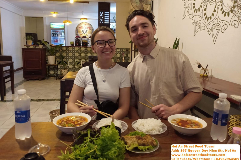 Hoi an food tour with 8 different street food tasting