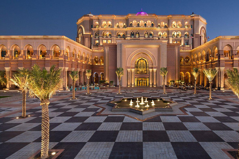 Abu Dhabi: Layover Sightseeing Tour with Airport Pickup