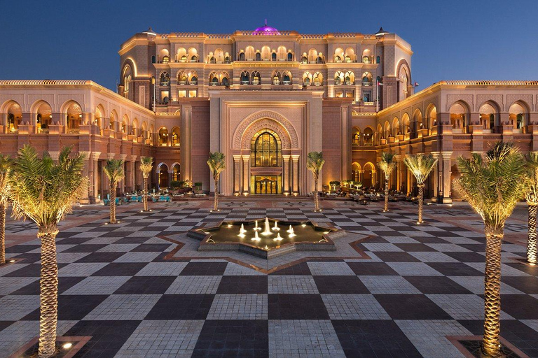 Abu Dhabi: Layover Sightseeing Tour with Airport Pickup