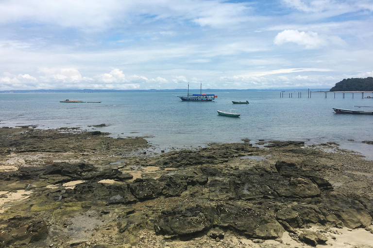 Isole Dos Frades e Itaparica in golettaParla spagnolo