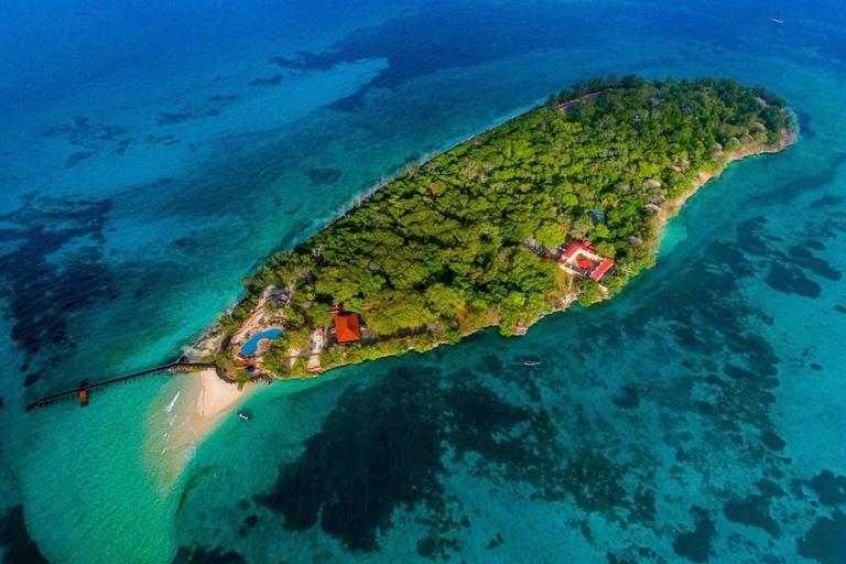 Zanzibar: Prison Island & Stone Town Private Tour + Pickup PRIVATE TOUR: with a designated meeting point - No pickup