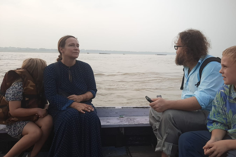 Varanasi : Visite privée de la ville et croisière sur le Gange