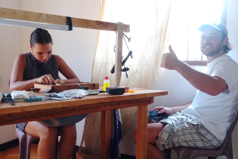 Unawatuna: Traditional Jewelry Making & Gemstone Workshop
