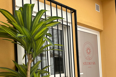 Jávea: Candlelit Restorative Yoga & Meditation (In English)